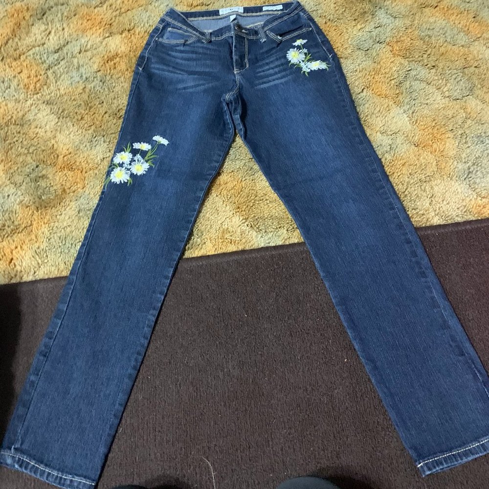 Black Daisy Girls size 16 Best Friend Relaxed Skinny Jeans